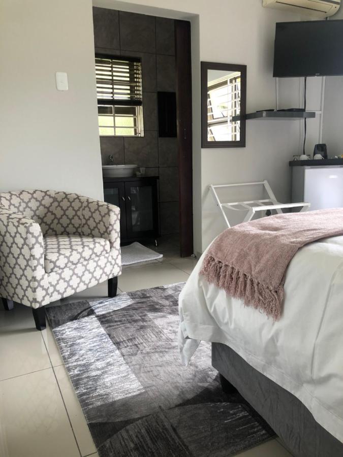 The Outlook Guest House Newcastle Extérieur photo