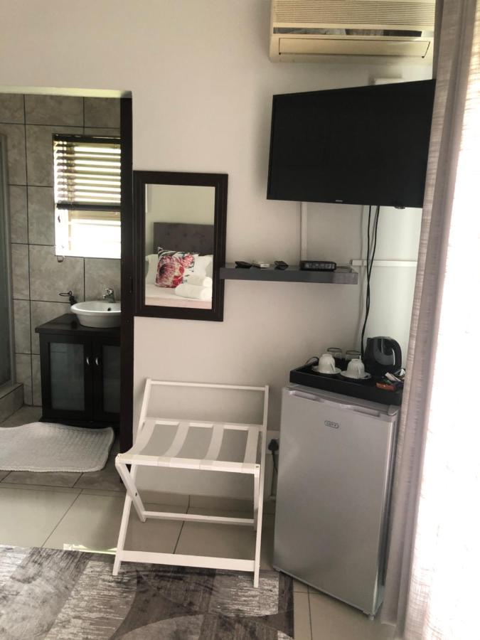 The Outlook Guest House Newcastle Extérieur photo