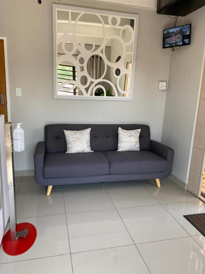 The Outlook Guest House Newcastle Extérieur photo